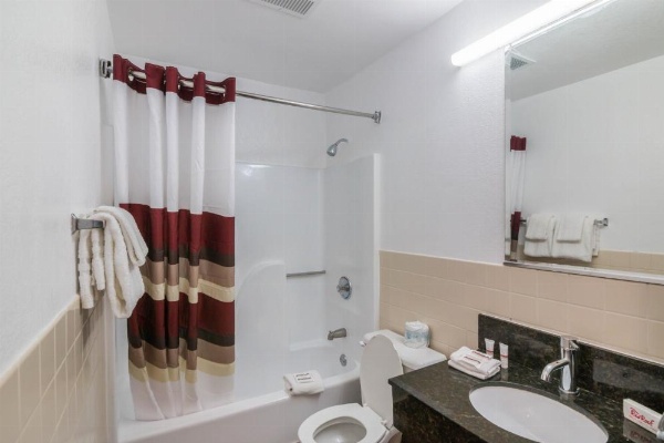Red Roof Inn Palmdale - Lancaster image 12