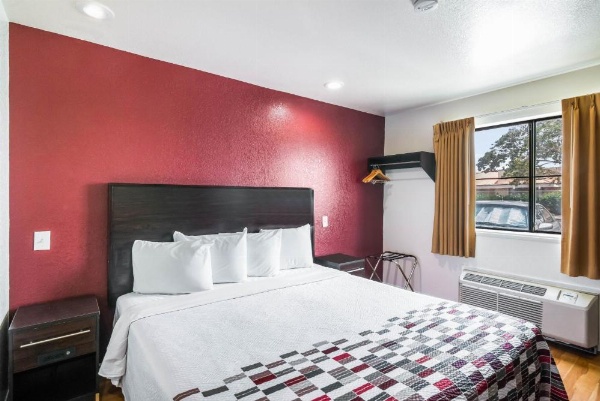 Red Roof Inn Palmdale - Lancaster image 25