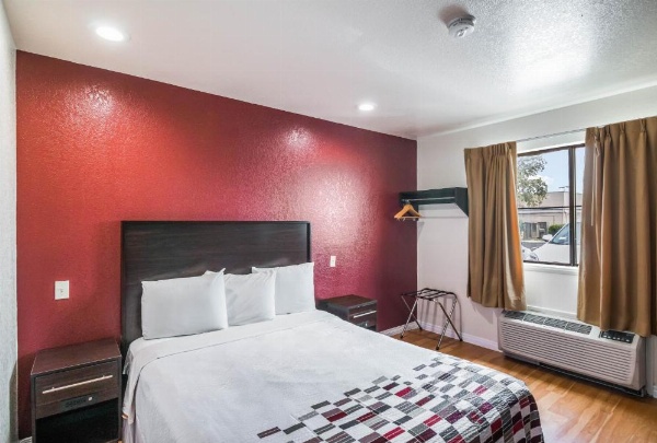 Red Roof Inn Palmdale - Lancaster image 29
